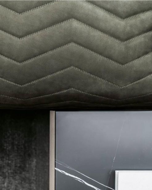 Банкетка Quincy фабрики MINOTTI