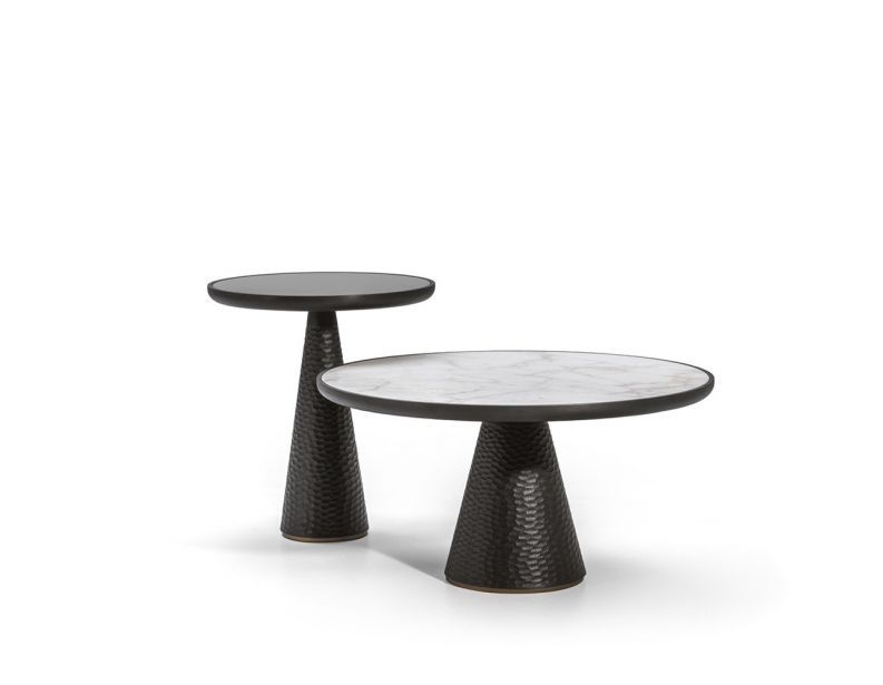 Журнальный (кофейный) столик Duo Pedestal фабрики POLTRONA FRAU