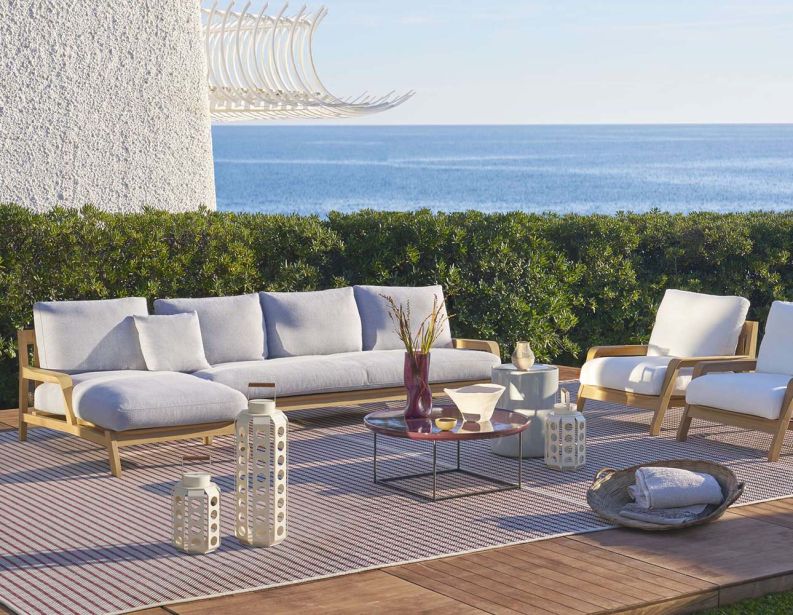 Диван Eloro Outdoor фабрики CASSINA