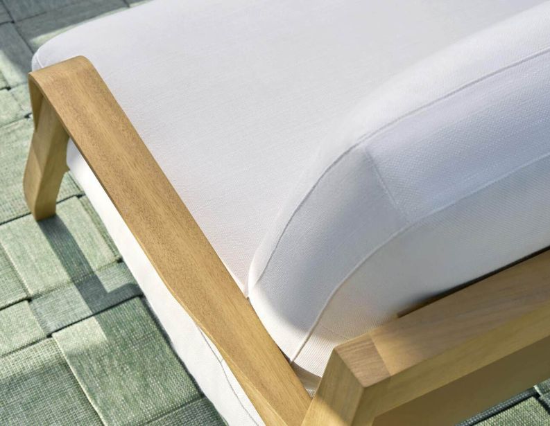Диван Eloro Outdoor фабрики CASSINA