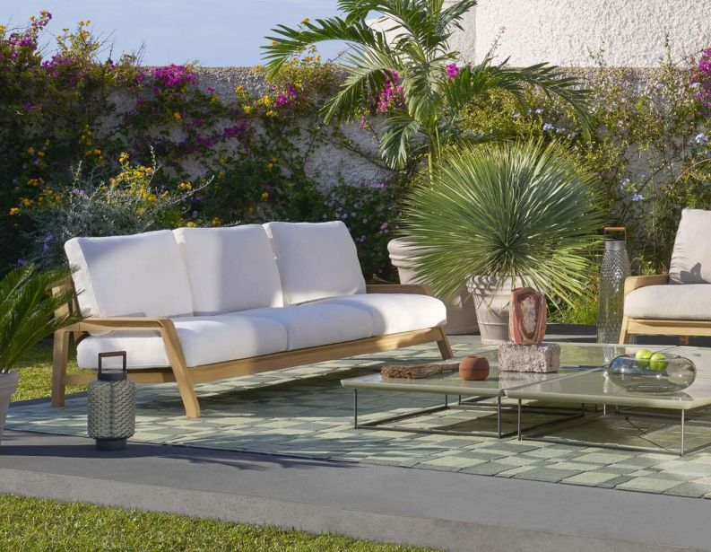 Диван Eloro Outdoor фабрики CASSINA