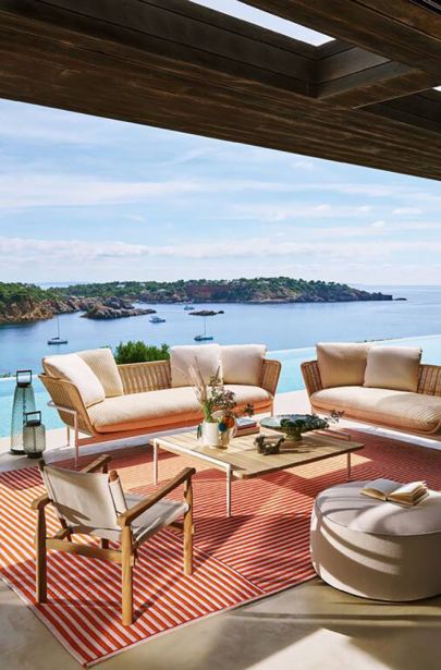 Диван Esosoft Outdoor фабрики CASSINA