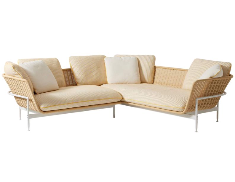 Диван Esosoft Outdoor фабрики CASSINA