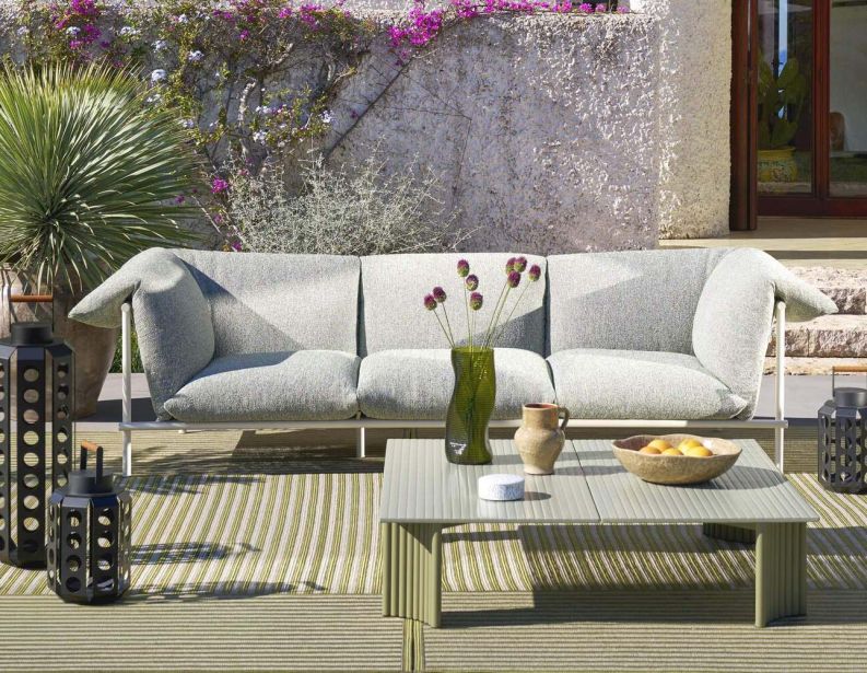 Диван Vidalenta Outdoor фабрики CASSINA