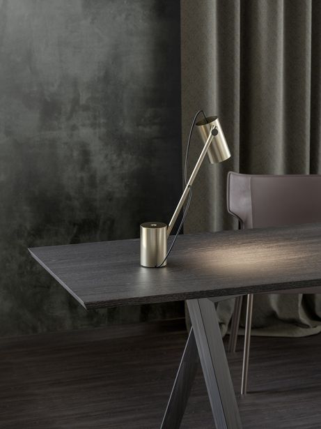 Настольный светильник Ed005 фабрики EDIZIONI DESIGN