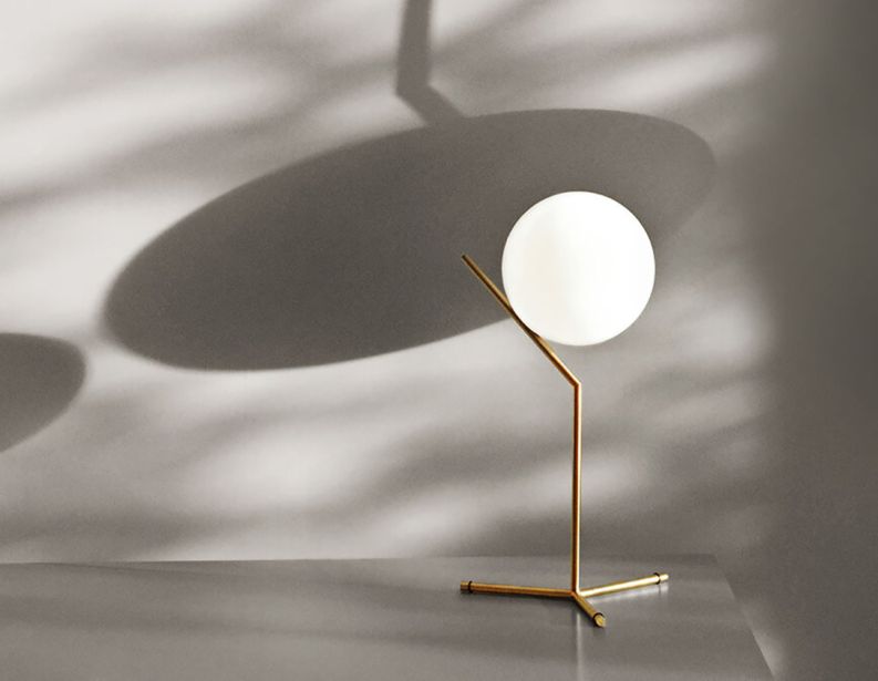 Настольная лампа Ic фабрики FLOS