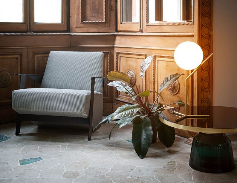 Настольная лампа Ic фабрики FLOS