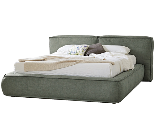 Кровать Fluff фабрики BONALDO