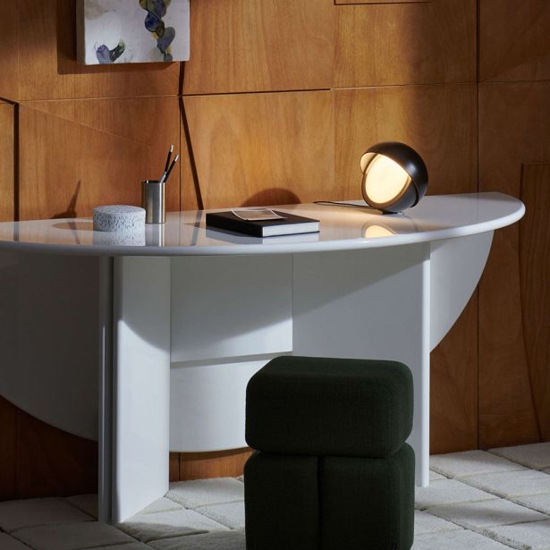 Настольный светильник Palpebra фабрики CASSINA