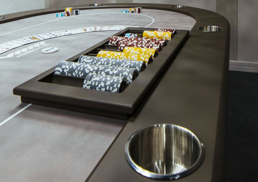 Покерный стол Vegas Oval фабрики VISMARA DESIGN