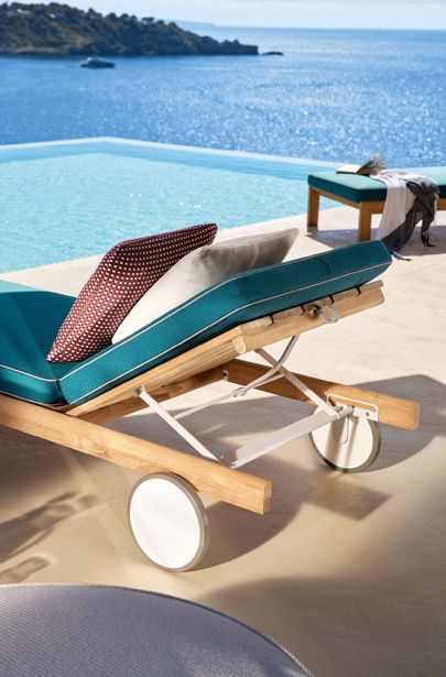 Шезлонг Lie Out Outdoor фабрики CASSINA