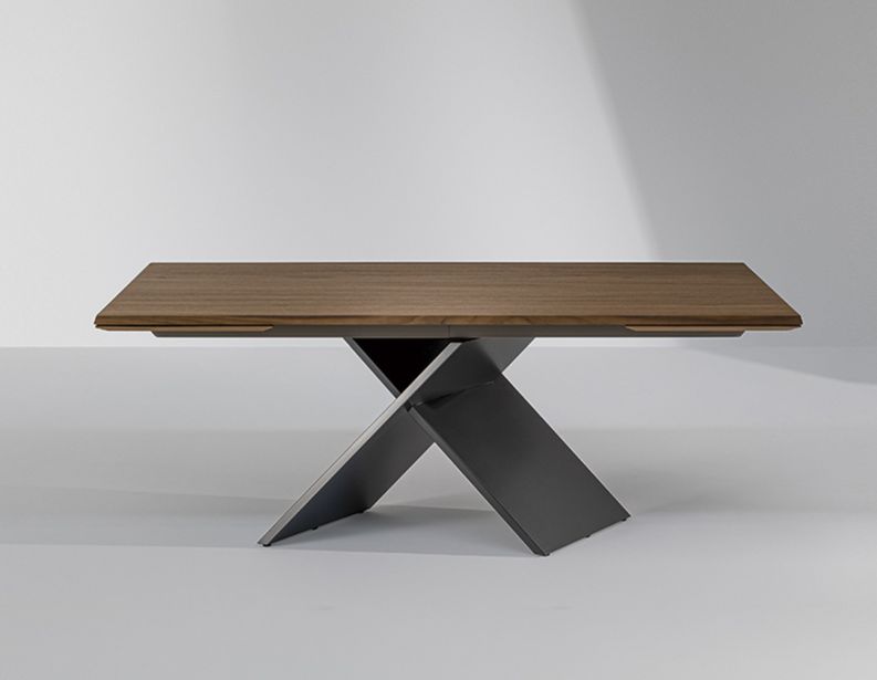 Стол Ax фабрики BONALDO