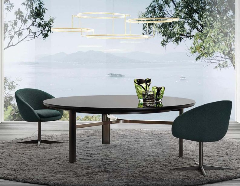 Стол Dan фабрики MINOTTI