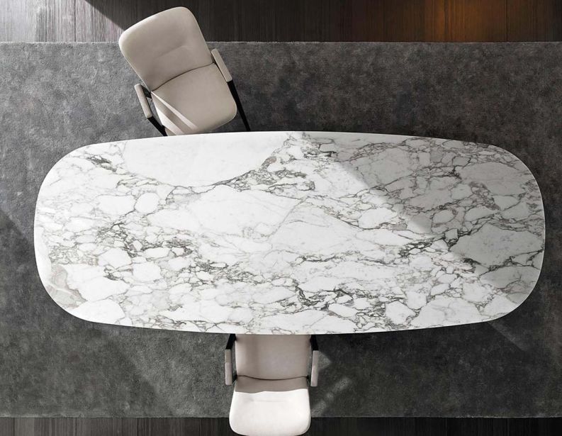 Стол Dan фабрики MINOTTI