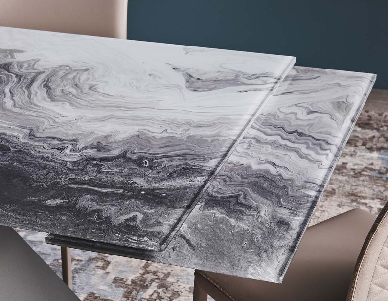 Стол Eliot Crystalart Drive фабрики CATTELAN ITALIA