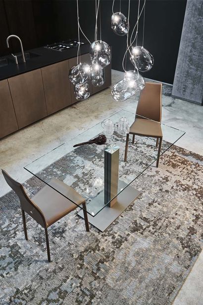 Стол Elvis фабрики CATTELAN ITALIA