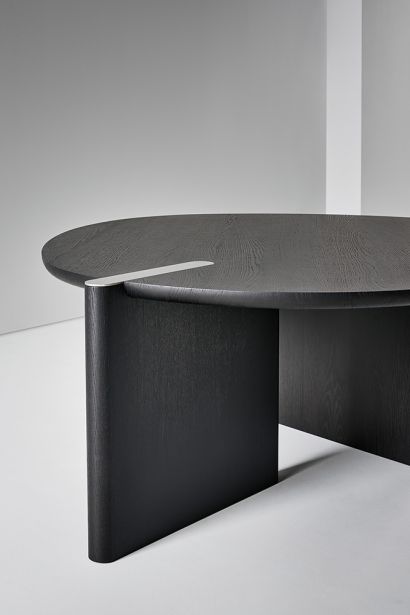 Стол Flatiron I фабрики BONALDO