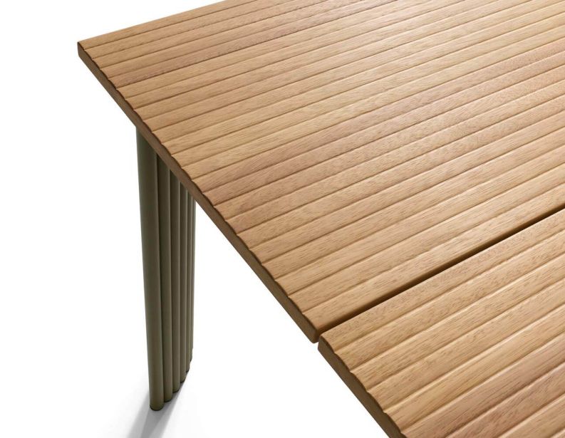Стол Vidalenta Outdoor фабрики CASSINA