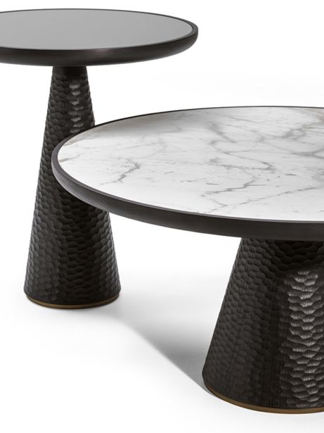 Журнальный (кофейный) столик Duo Pedestal фабрики POLTRONA FRAU