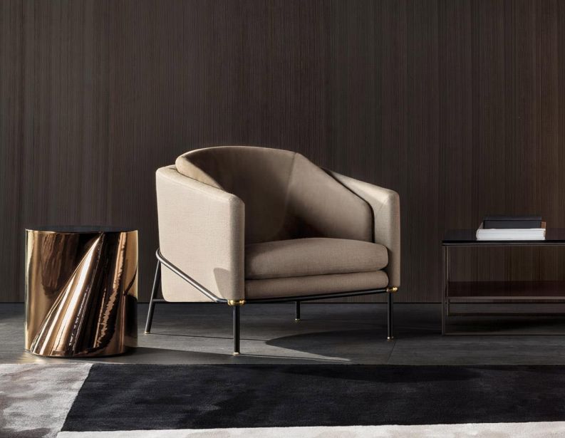Журнальный (кофейный) столик Noor фабрики MINOTTI