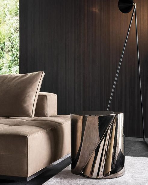 Журнальный (кофейный) столик Noor фабрики MINOTTI