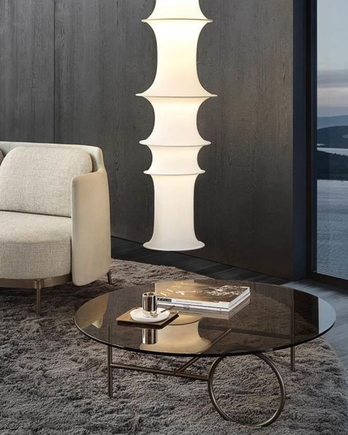 Журнальный (кофейный) столик Ring фабрики MINOTTI