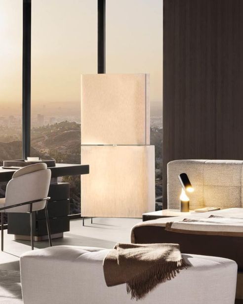 Торшер Blanche фабрики MINOTTI